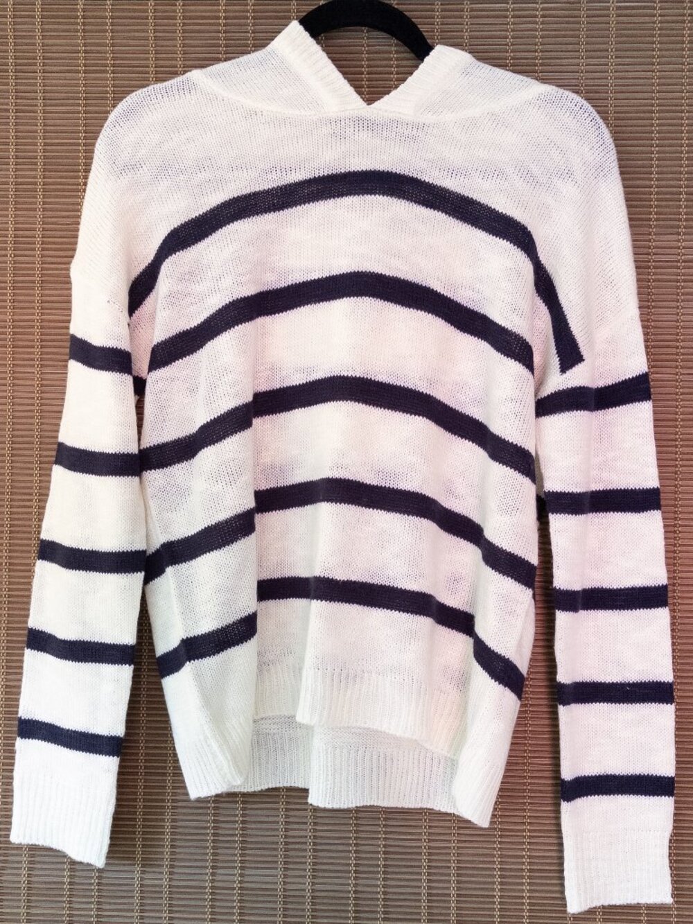 Mia & Tess Navy Blue White Striped Hooded Knit Sweater M
